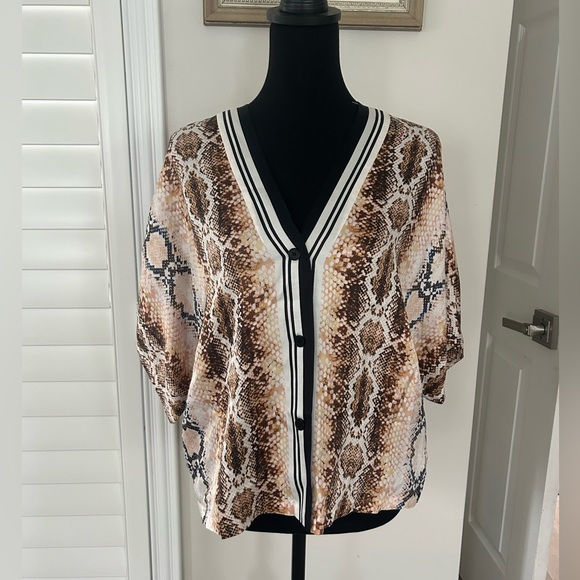 MAJE - Picture 1 of 4